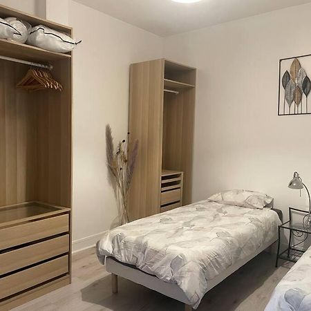 Cosy Apartment In Paris Сент-Уен Екстериор снимка
